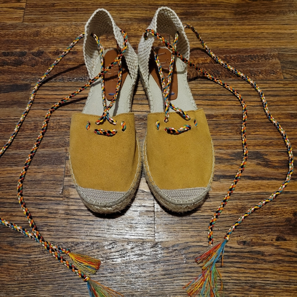 L'idea by Lori Shoes
